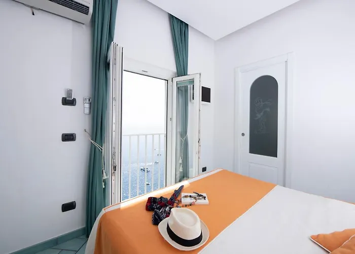 La Ninfa Готель