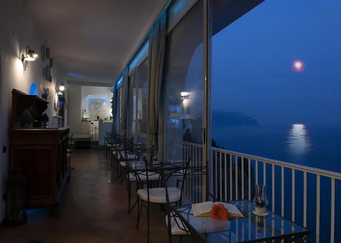 Готель La Ninfa