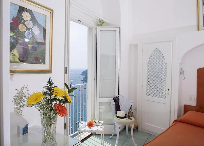 Готель La Ninfa Амальфі