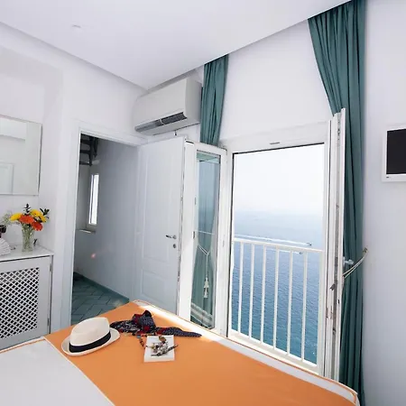 Ξενοδοχείο La Ninfa 3*