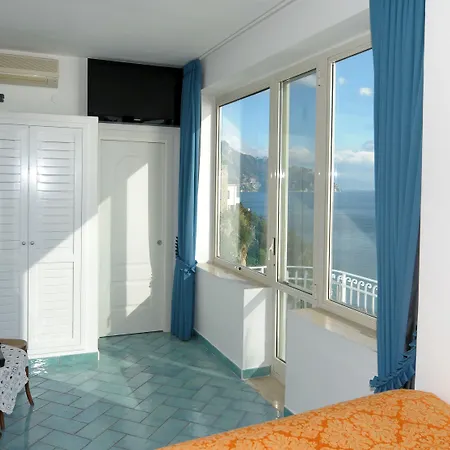 La Ninfa Ξενοδοχείο 3*